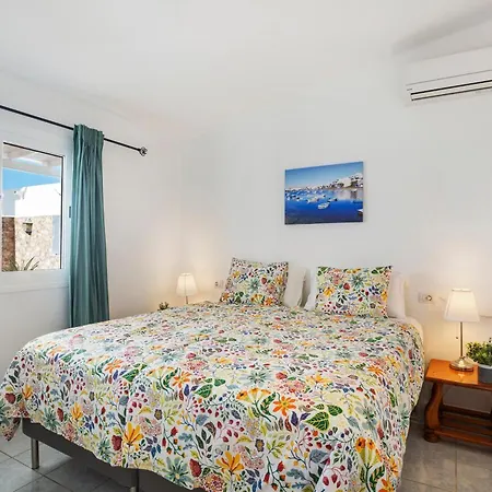 Casa Del Cura بيت للعطل *